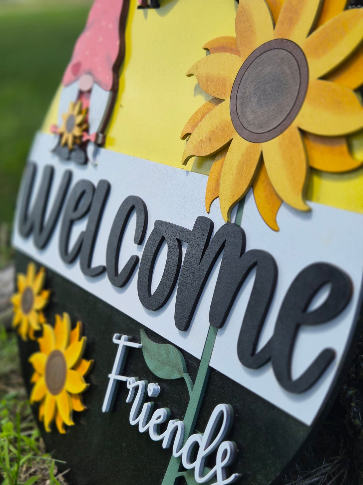 Welcome Gnome and Sunflower Sign