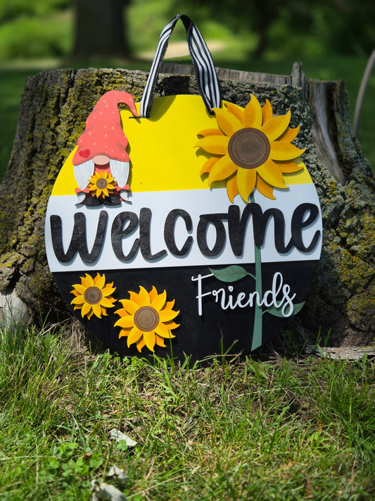 Welcome Gnome and Sunflower Sign